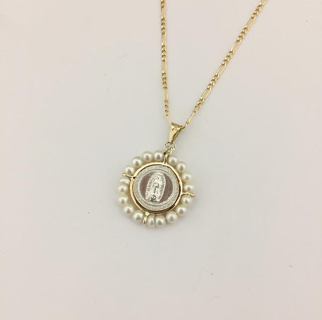 Collar de Oro 14k con Medalla 0 Virgen de Guadalupe Bisel Sencillo con Perlas