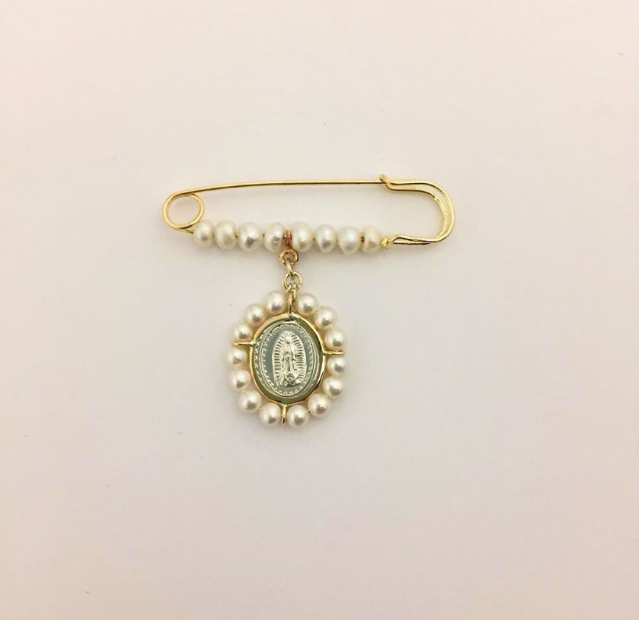 Pin de Oro 14k con Medalla 0 Oval Virgen de Guadalupe con Perlas